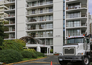 Place On The Park in Burnaby, BC - Building Photo - Building Photo