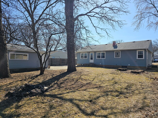 1902 W Indian Ridge Dr in McHenry, IL - Foto de edificio - Building Photo