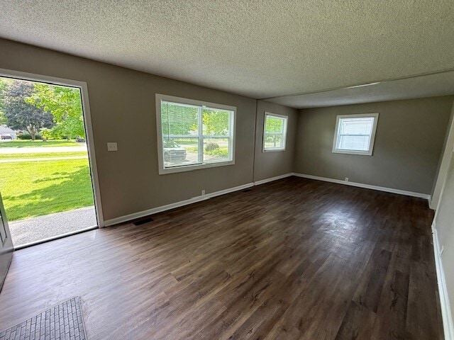 2024 W Kessler Blvd N Dr in Indianapolis, IN - Building Photo - Building Photo