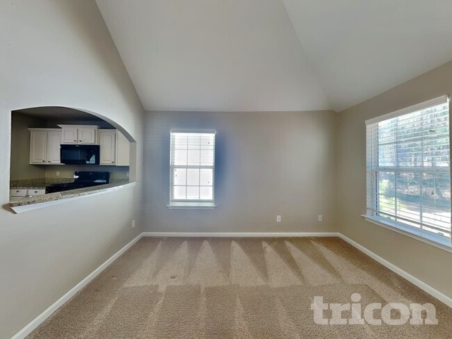 2737 Trellis Oaks Dr SW in Marietta, GA - Building Photo - Building Photo