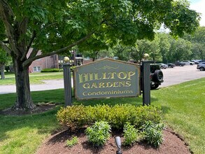 206 Rock St in Norwood, MA - Building Photo - Building Photo