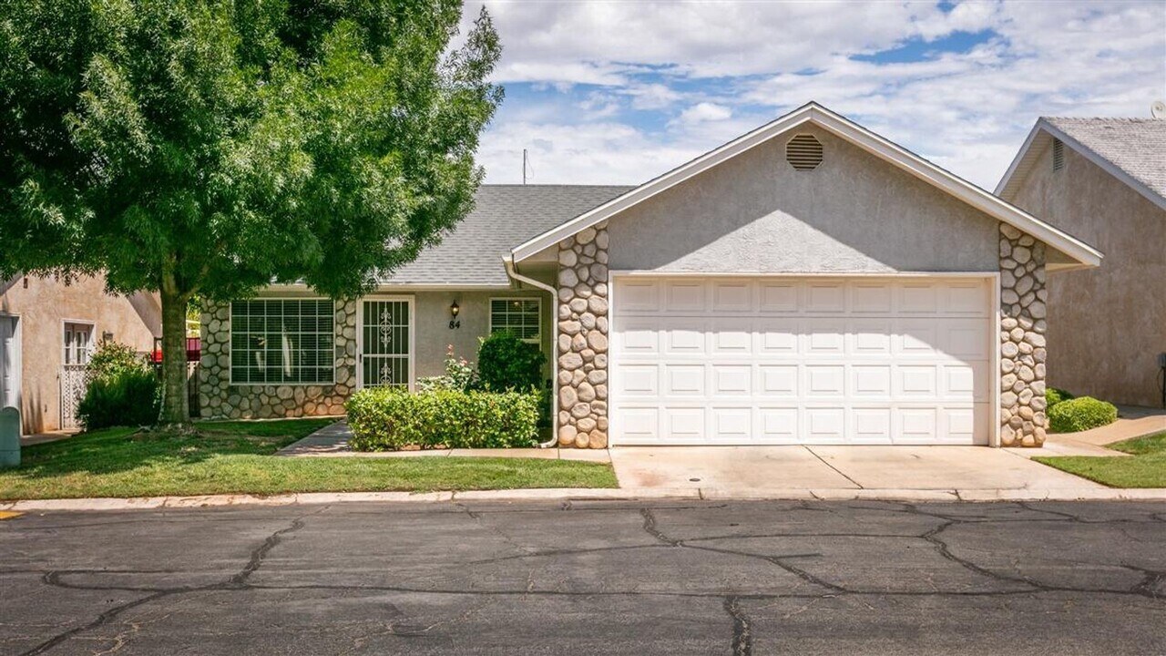 1040 N 1300 W in Saint George, UT - Building Photo