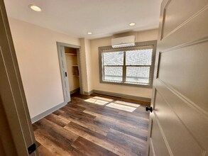 35 S Palouse St in Walla Walla, WA - Foto de edificio - Building Photo