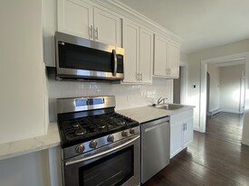 355 Market St, Unit 1 Apartamentos