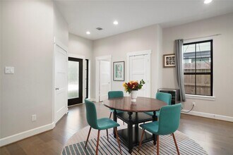 5905 Petty St in Houston, TX - Building Photo - Building Photo