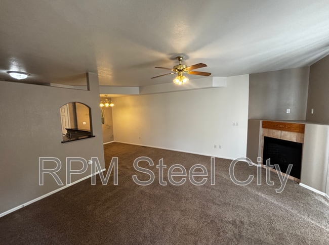 4141 Outlook Blvd in Pueblo, CO - Building Photo - Building Photo