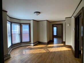 698 Conway St in St. Paul, MN - Building Photo - Building Photo