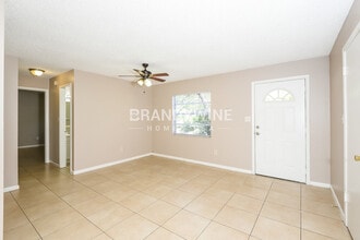10126 Crozier Ct in Orlando, FL - Building Photo - Building Photo