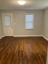 417 N Charlotte St in Dickson, TN - Building Photo - Building Photo