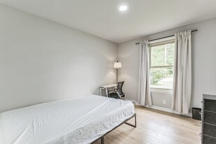 2265 Wildwood Dr in Clarksville, TN - Building Photo