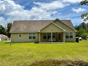 159 Green Cove Dr in Brunswick, GA - Building Photo - Building Photo