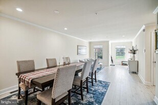 1855 Creekview Ln in Jamison, PA - Building Photo