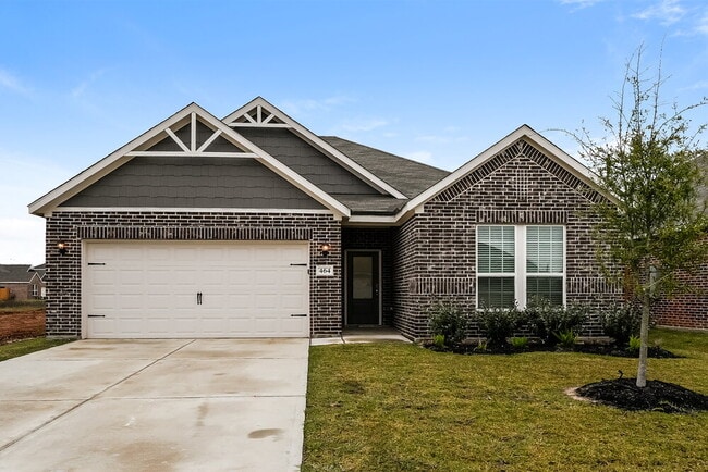 property at 464 Beechwood Hacienda Dr