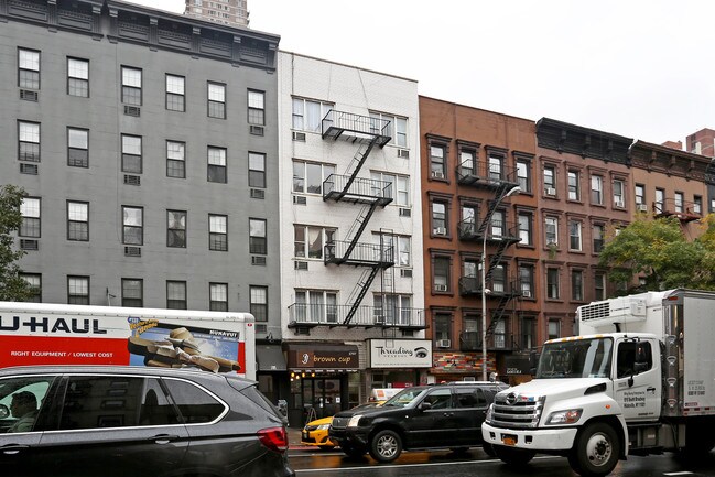 1707 second Avenue in New York, NY - Foto de edificio - Building Photo