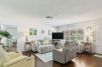 1429 Edgewater Rd in Daytona Beach, FL - Building Photo - Building Photo