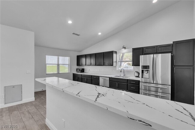 1763 Summerwood Cir in Henderson, NV - Building Photo - Building Photo