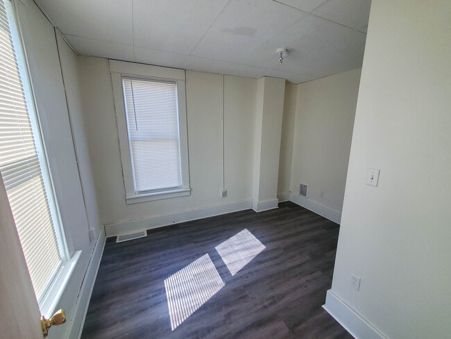 1601 Liberty St in Erie, PA - Foto de edificio - Building Photo