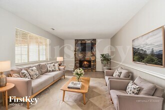 2818 Ravenwood Dr in Memphis, TN - Foto de edificio - Building Photo