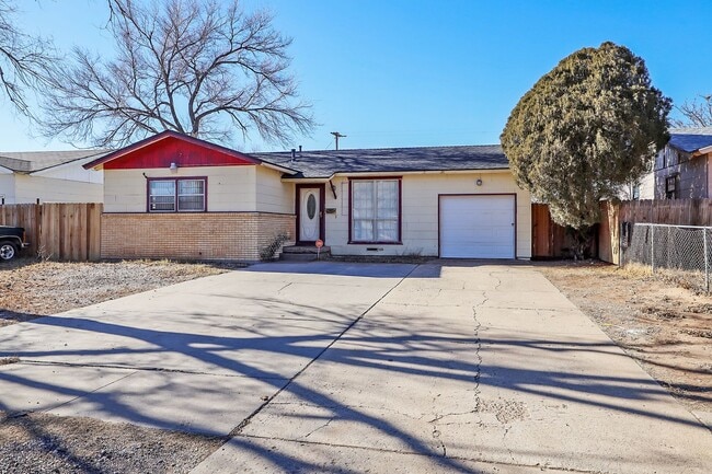 property at 3126 S Fairfield St
