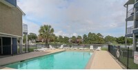 18519 Egret Bay Blvd, Unit Egret Bay Condos in Houston, TX - Building Photo - Building Photo