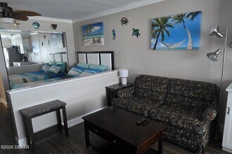 935 S Atlantic Ave in Daytona Beach, FL - Building Photo - Building Photo