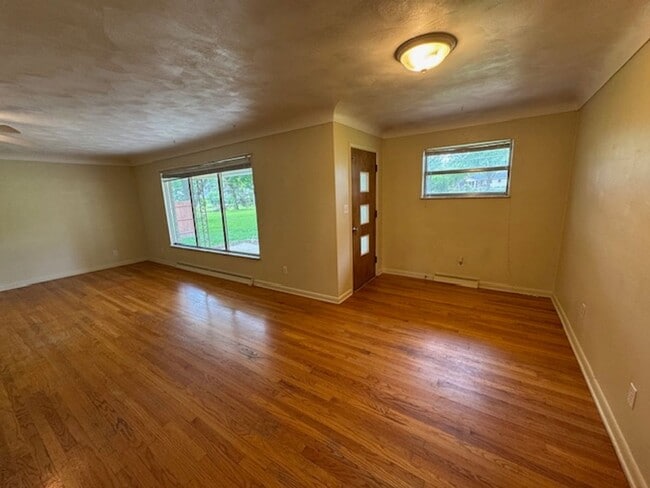 4306 Dalewood Dr in Fort Wayne, IN - Building Photo - Building Photo