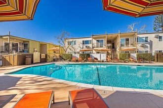 Summit La Crescenta in La Crescenta, CA - Building Photo - Building Photo