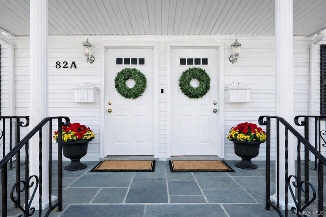 82A 5th Ave in Westbury, NY - Building Photo - Building Photo