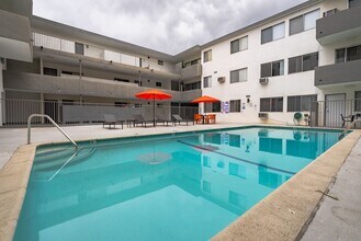 11645 Gorham Ave in Los Angeles, CA - Building Photo - Building Photo