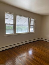 110 Boylan St in Newark, NJ - Foto de edificio - Building Photo