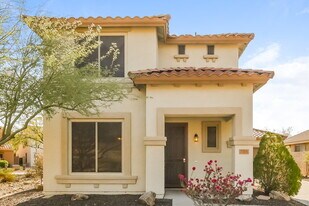 7301 W Montgomery Rd in Peoria, AZ - Building Photo