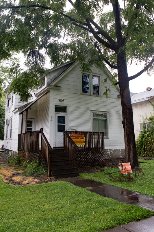 property at 1075 24th Ave SE