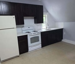 116 Locust St, Unit 3 in Waterbury, CT - Building Photo
