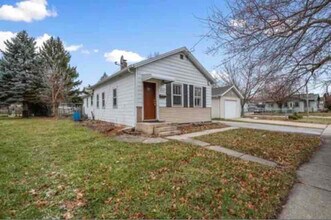 1202 Stuart St in Green Bay, WI - Foto de edificio - Building Photo