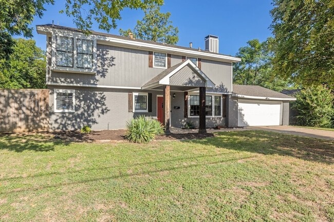 2516 Halbert St in Fort Worth, TX - Foto de edificio - Building Photo