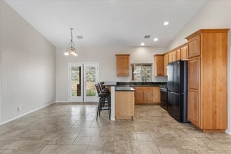 815 E Paniolo Wy in Paulden, AZ - Building Photo - Building Photo