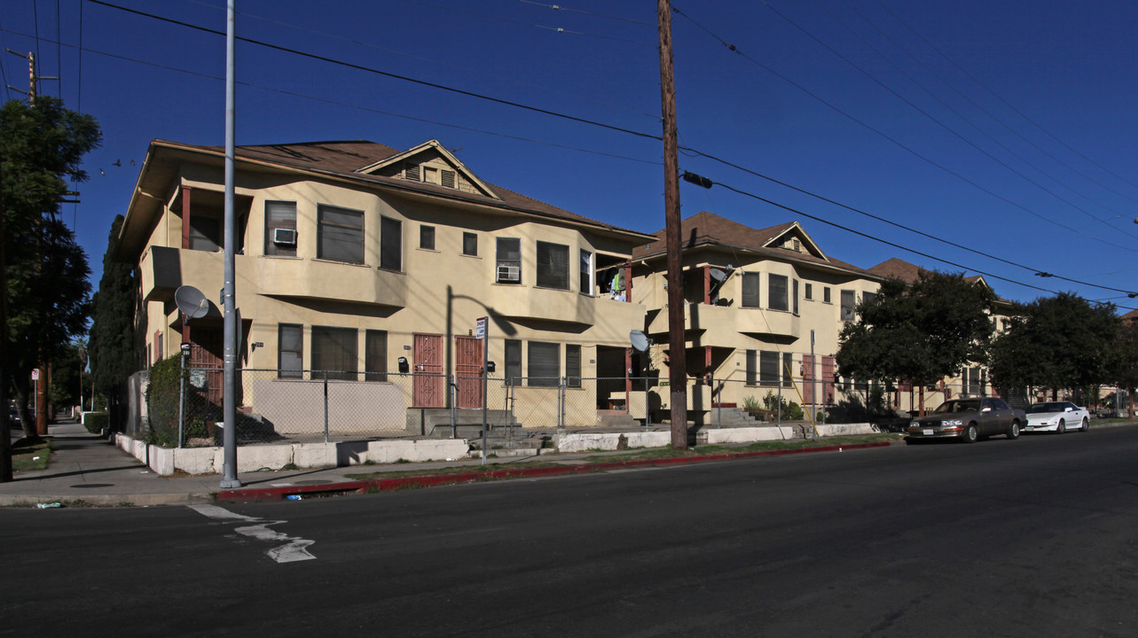 201-209 Avenue 26 in Los Angeles, CA - Foto de edificio