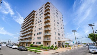 6101 Monmouth Ave in Ventnor City, NJ - Building Photo