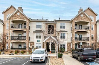 18919 E Warren Cir in Aurora, CO - Building Photo - Building Photo