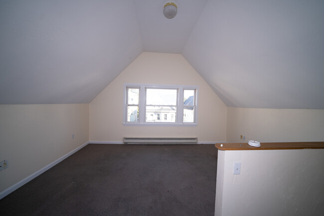 40 Brackett St, Unit 2 in Boston, MA - Building Photo - Building Photo