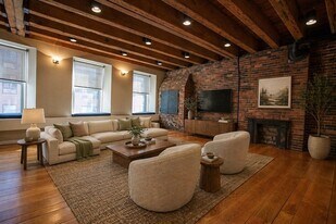154 Commercial St, Unit 2 in Boston, MA - Building Photo