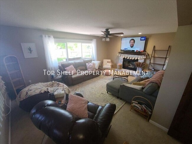 1405 SE Michael Dr in Ankeny, IA - Building Photo - Building Photo