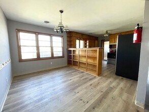 1109 US-61 in Bowling Green, MO - Building Photo - Building Photo