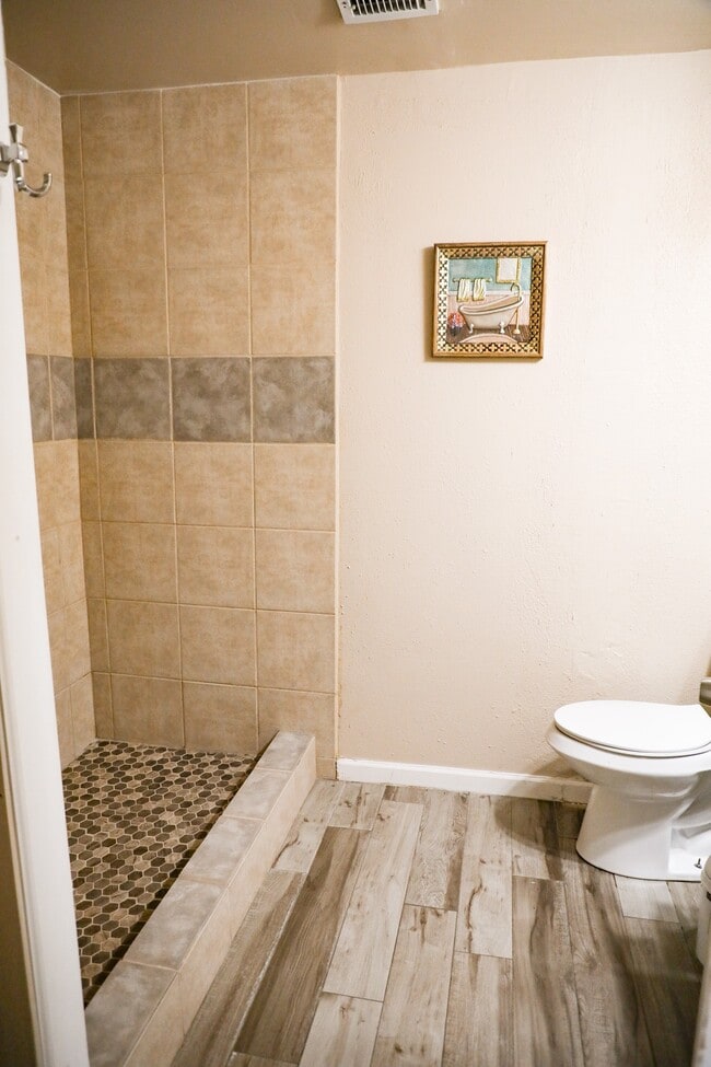 property at 17711 Glenhagen Ct