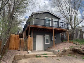 2407 W Cache La Poudre St in Colorado Springs, CO - Building Photo