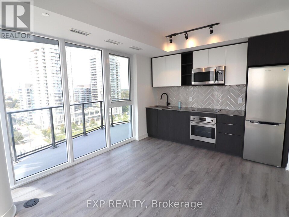 36-1236 Zorra St in Toronto, ON - Building Photo