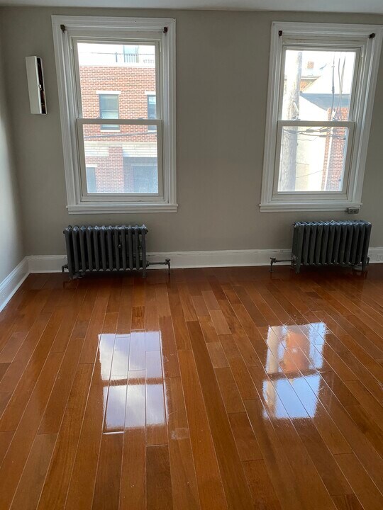 742 Carpenter St, Unit 3rd Floor Photo