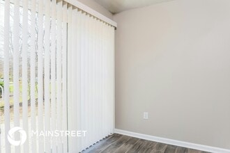 6200 Martin Lake Rd in Charlotte, NC - Foto de edificio - Building Photo