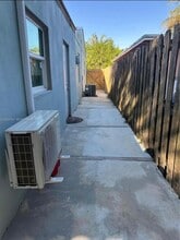 1023 NW 3rd Ave in Homestead, FL - Building Photo - Building Photo