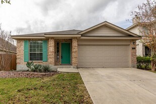 2476 Medina Dr in New Braunfels, TX - Building Photo